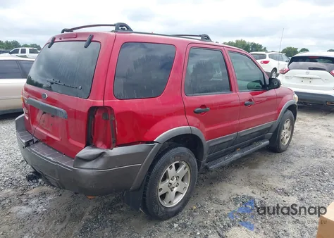 2005 Ford Escape Xlt из США, поврежденный, VIN 1FMYU03175KA65334